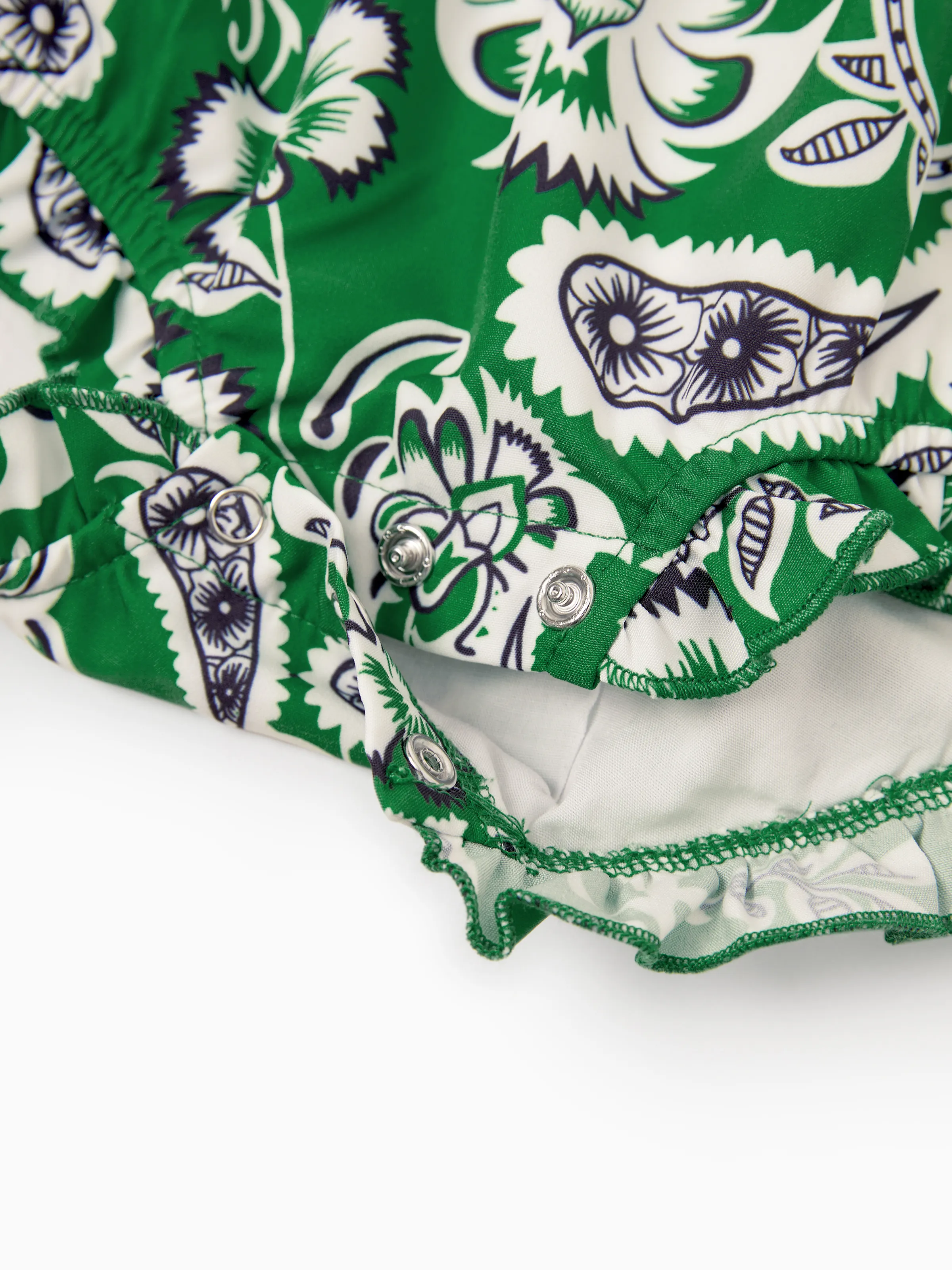 Family Matching Outfits Set Floral Print Short-sleeve Collar Shirt or Strappy Smocked Dress for Summer Vacation Green - Image 21