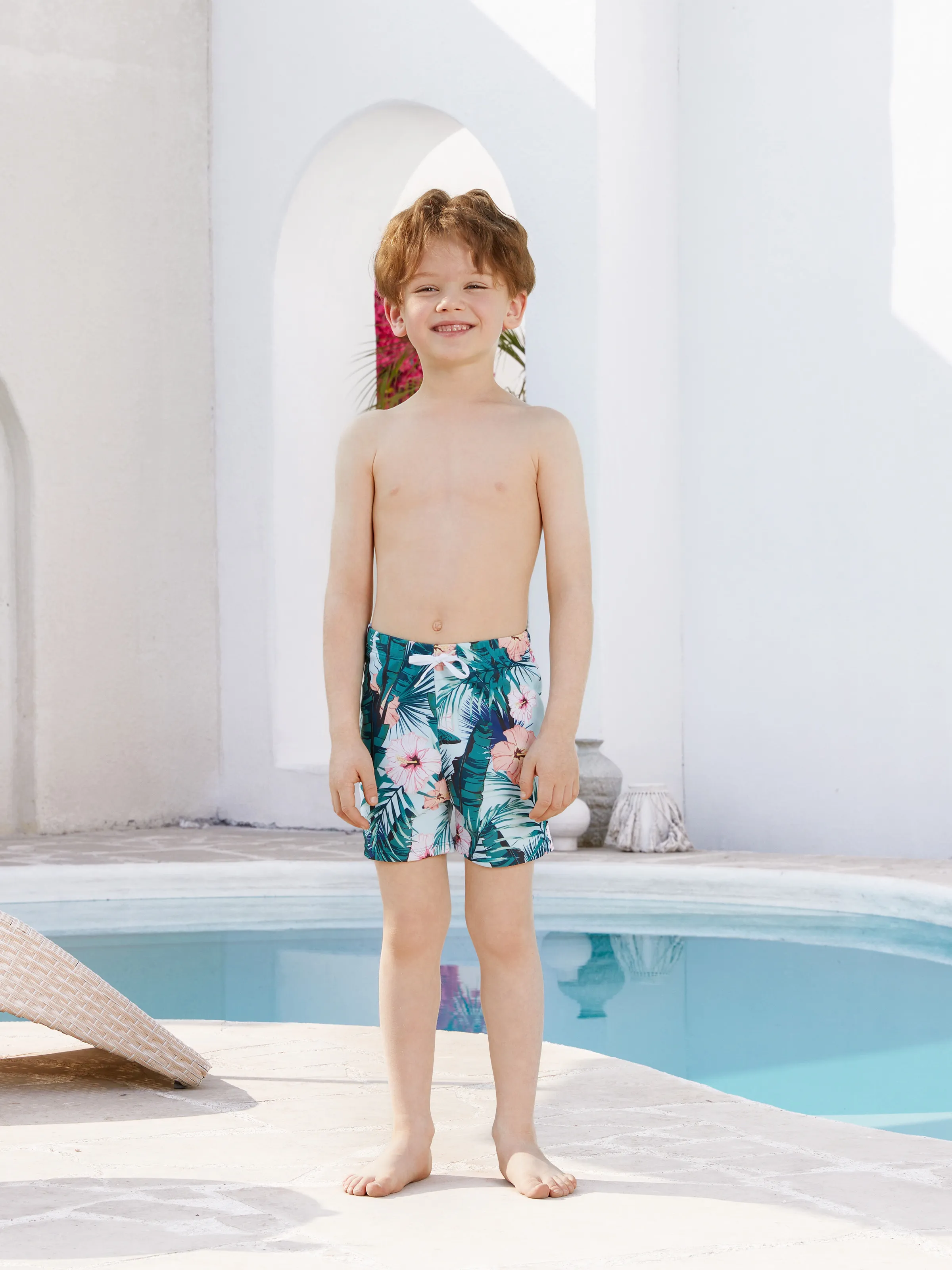 Family Matching Plant Print Ruffle Trim Spliced One-piece Swimsuit or Swim Trunks Green - Image 14