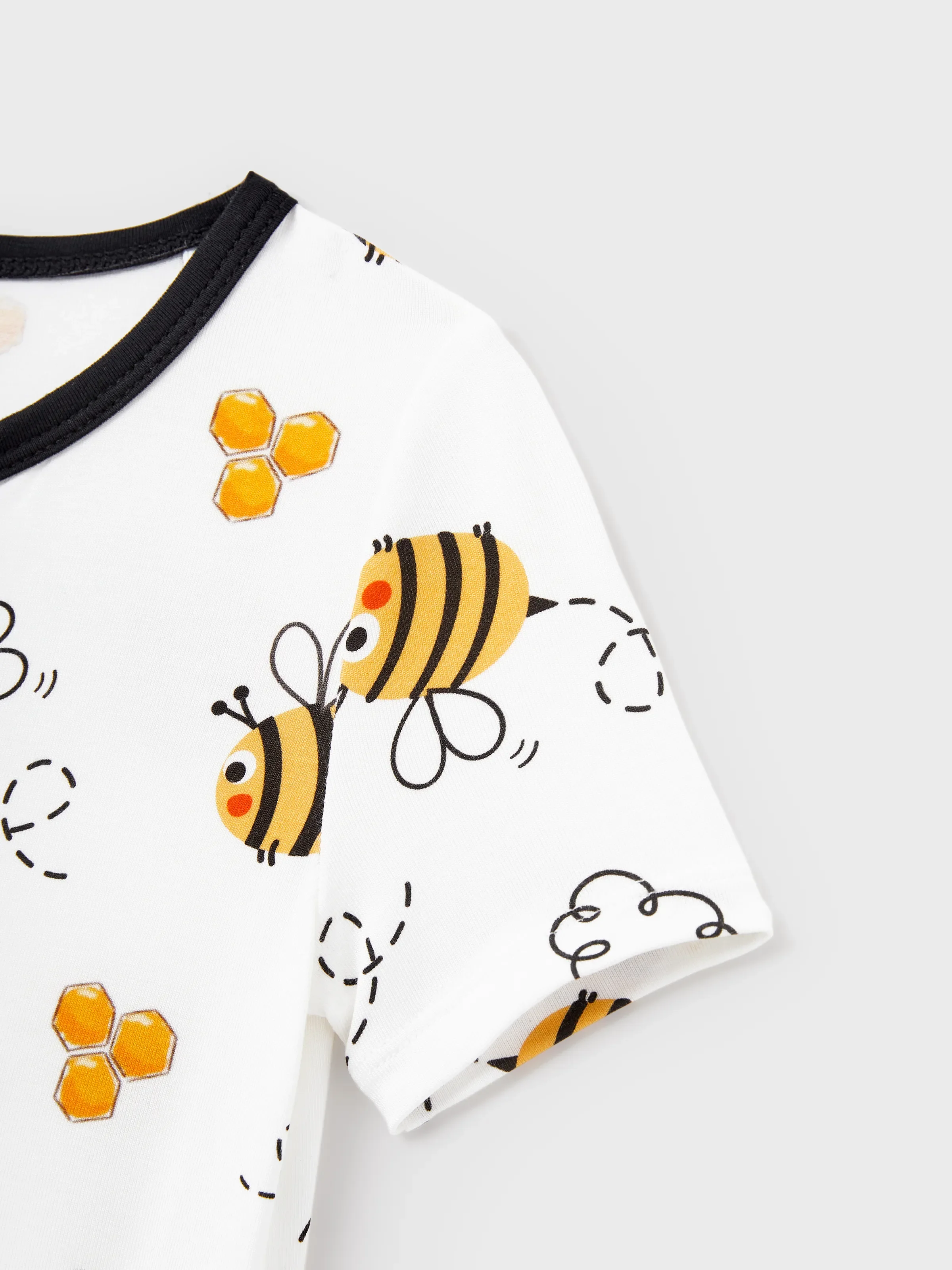 Mommy & me Bamboo Pajamas Soft Bamboo Viscose PJs for Men Women Kids Toddler, Cute Bee Print Sleepwear with Short Sleeve Top and Long Pants White - Image 23