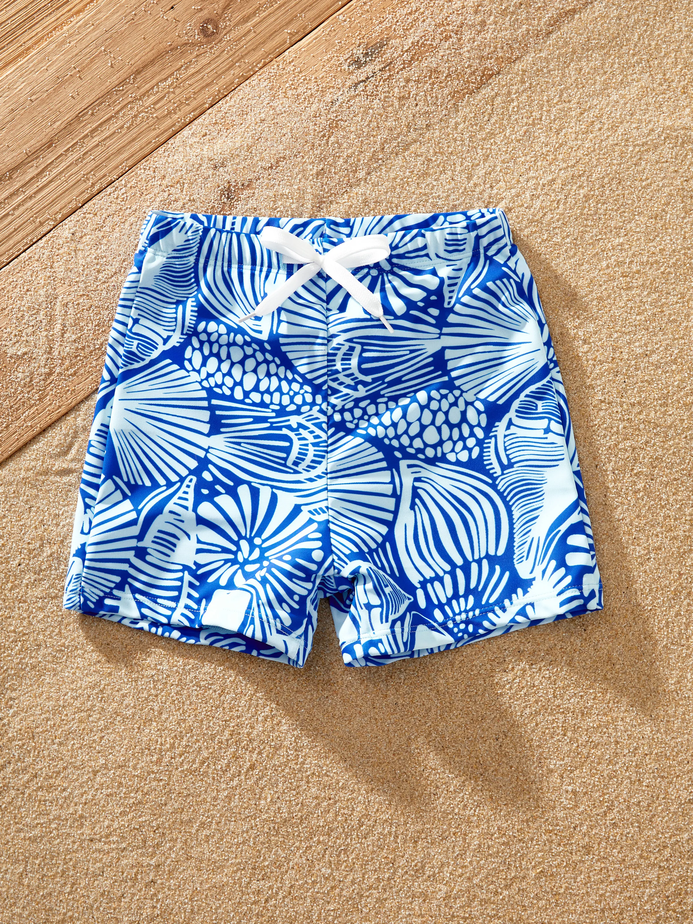 Toddler Boy Shell Print Swimwear Floral Swim Shorts Set for boys, Perfect for Beach Days & Pool Parties Blue